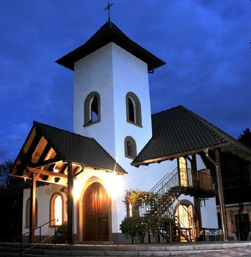 Pension Bergterrasse Аннвайлер-ам-Тріфельс Екстер'єр фото